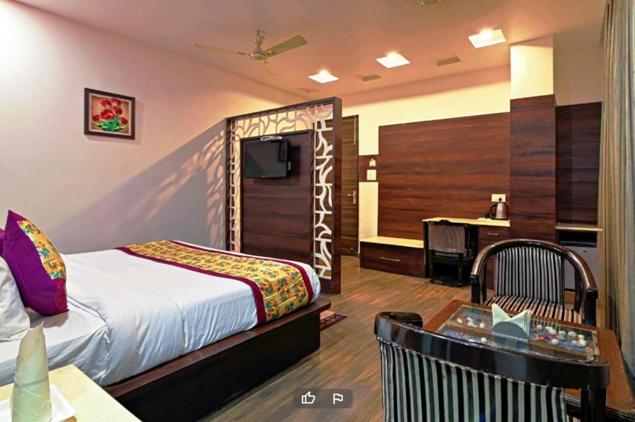 Hotel Royals Grand Galaxy Amritsar Exteriér fotografie
