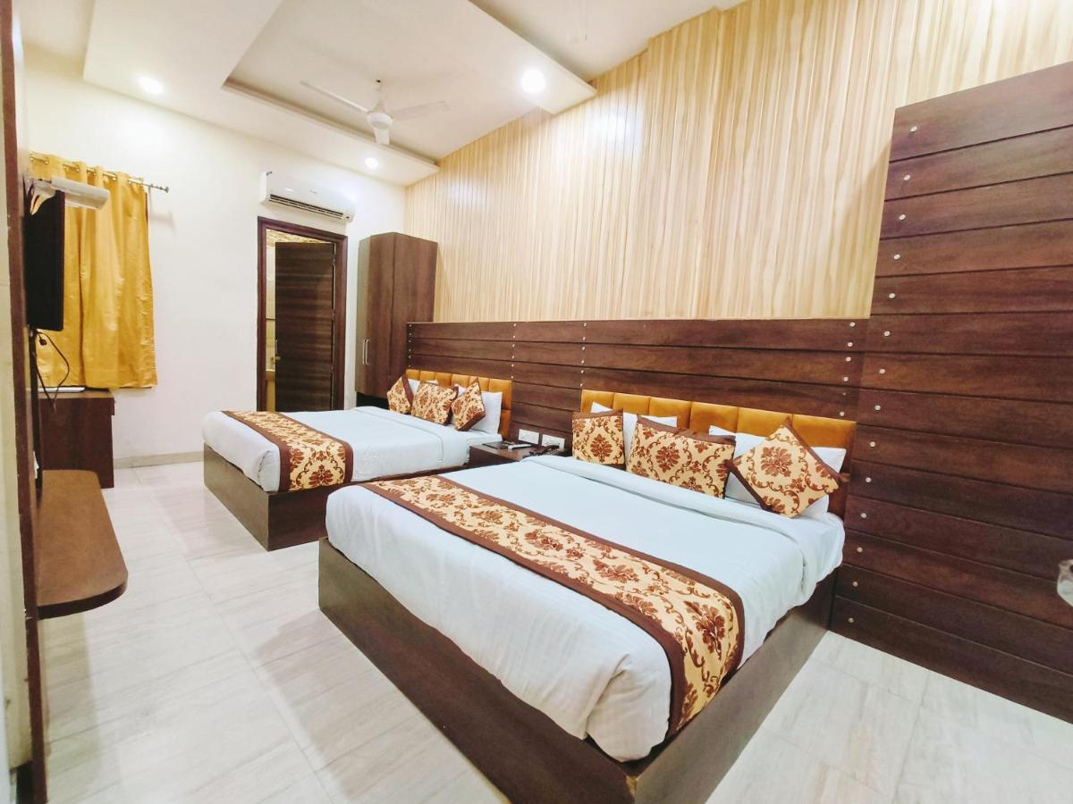 Hotel Royals Grand Galaxy Amritsar Exteriér fotografie